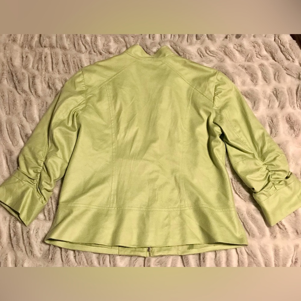 Chico’s Lime Green Soft Python Embossed Ruched Sl… - image 4